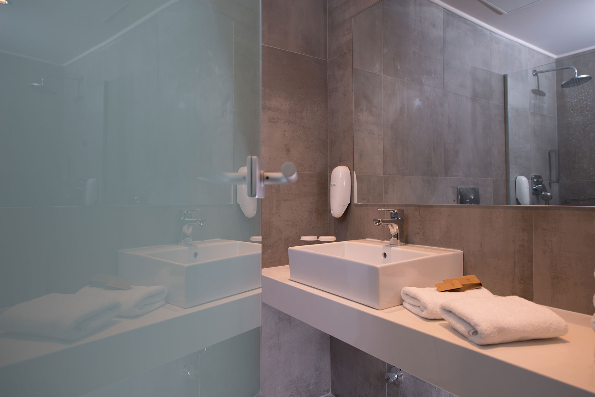 λουτρό ξενοδοχείου